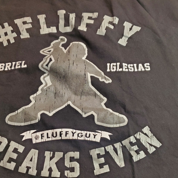 Fluffy Breaks Even World Tour 2016 T-Shirt - Picture 2 of 4